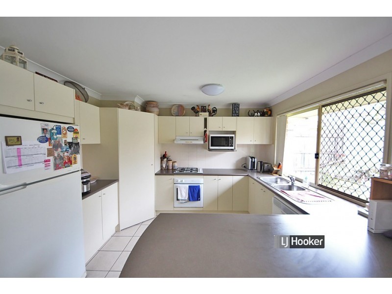 12 Mowbray Court, Kallangur QLD 4503