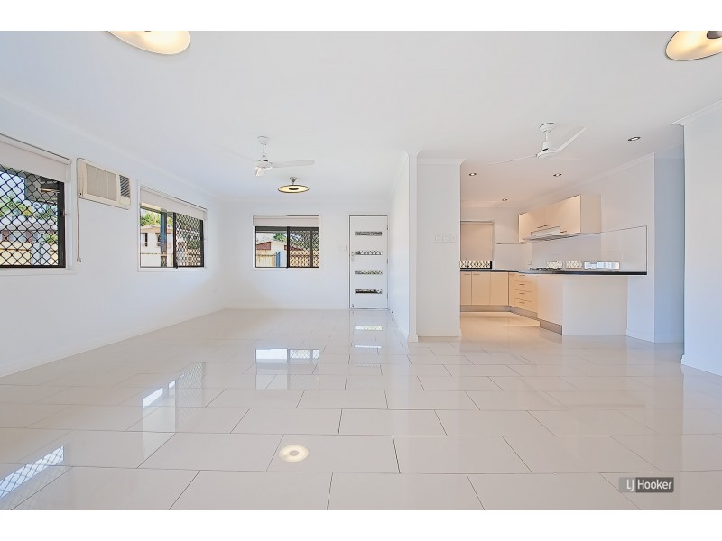 9 Lerose Avenue, Kallangur QLD 4503