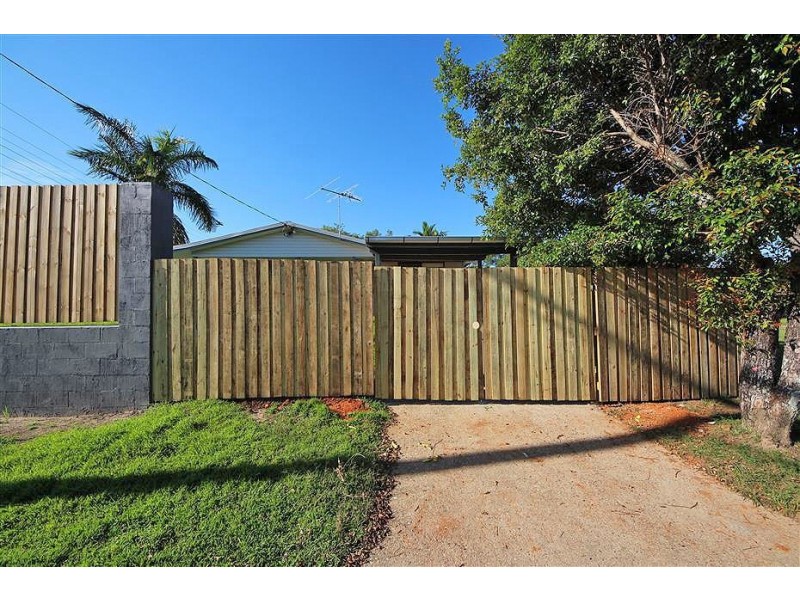 9 Lerose Avenue, Kallangur QLD 4503