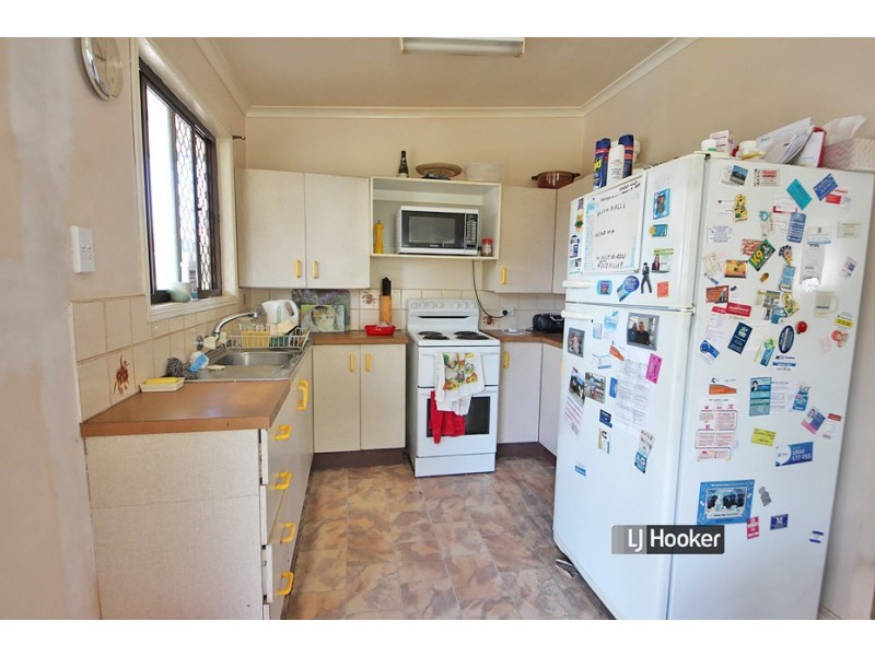 4 Willmott Court, Kallangur QLD 4503