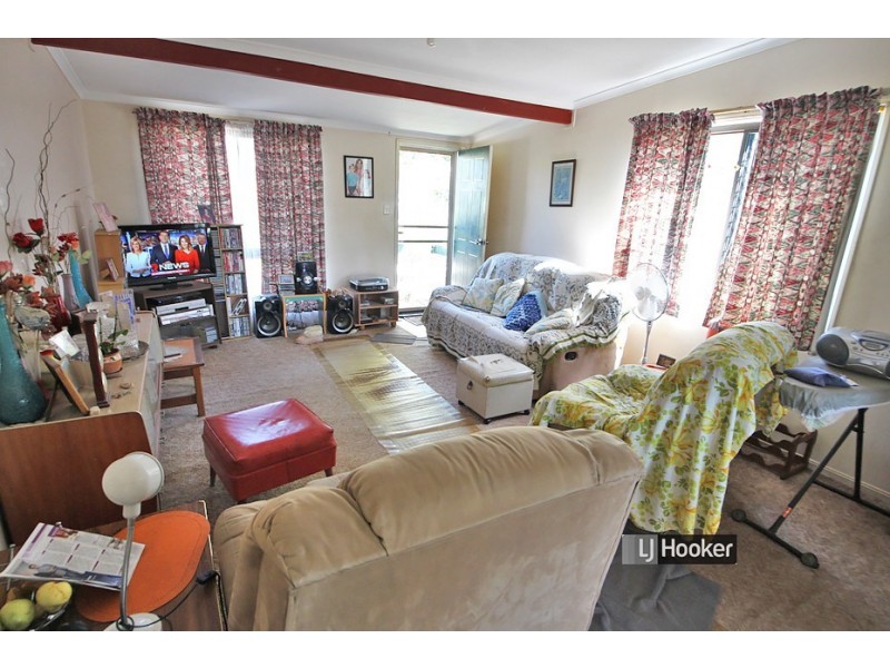 4 Willmott Court, Kallangur QLD 4503