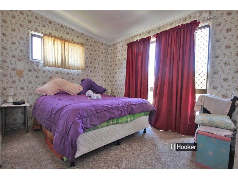 4 Willmott Court, Kallangur QLD 4503