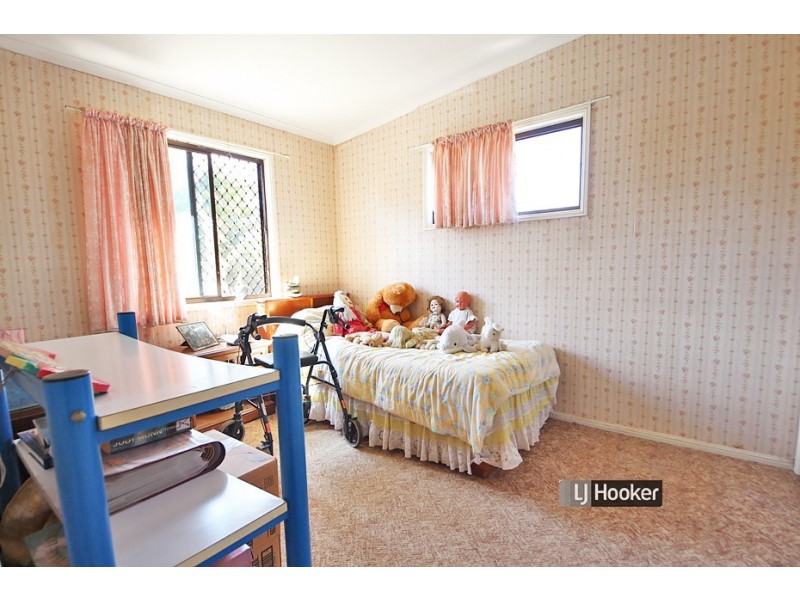 4 Willmott Court, Kallangur QLD 4503