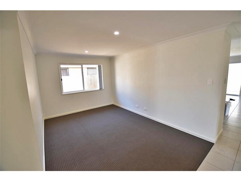 40 Cardamom Close, Griffin QLD 4503