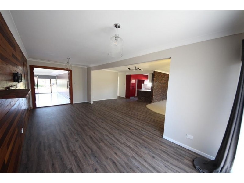 3 Marshall Street, Strathpine QLD 4500