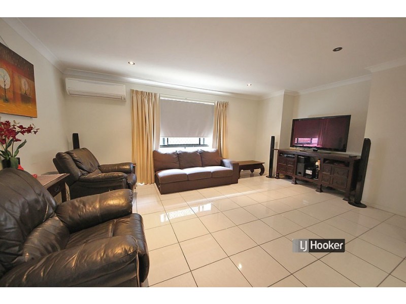 12 Diane Parade, Kallangur QLD 4503