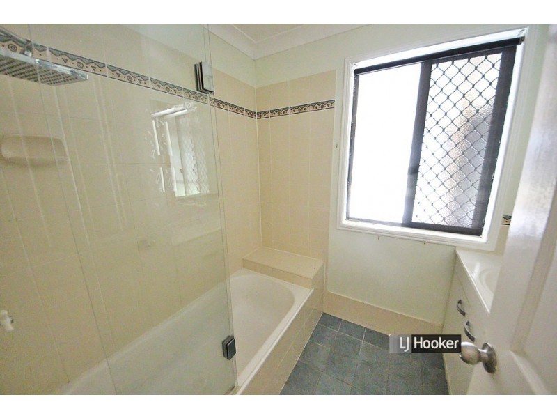 2/29 Donnegal Drive, Kallangur QLD 4503