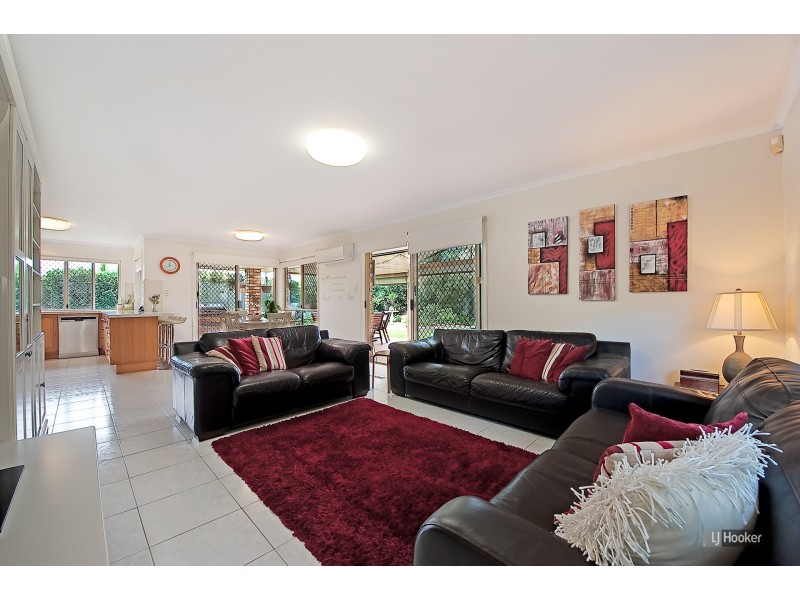 32 Tulip Tree Road, Murrumba Downs QLD 4503