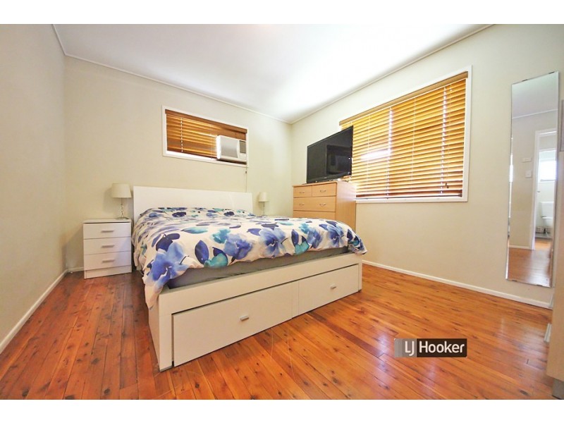 24 Ann Street, Kallangur QLD 4503