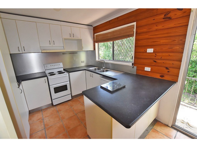 15 Arunga Street, Petrie QLD 4502
