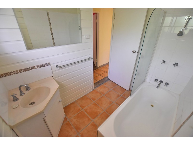 15 Arunga Street, Petrie QLD 4502