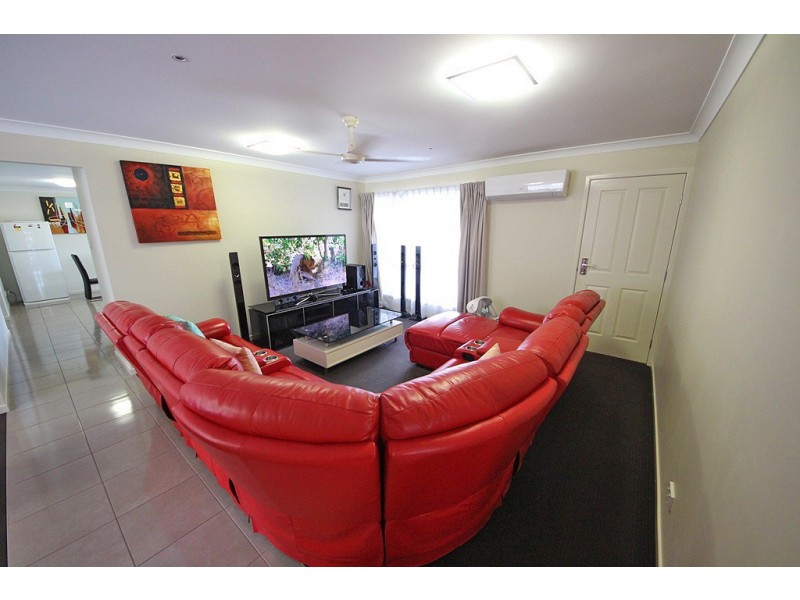 2 Benham Ave, Kallangur QLD 4503