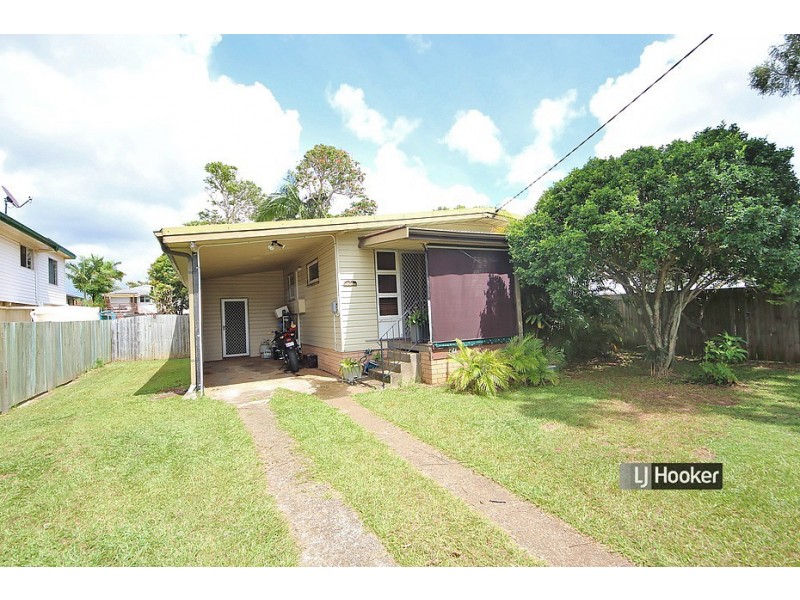 27 Andrew Street, Kallangur QLD 4503