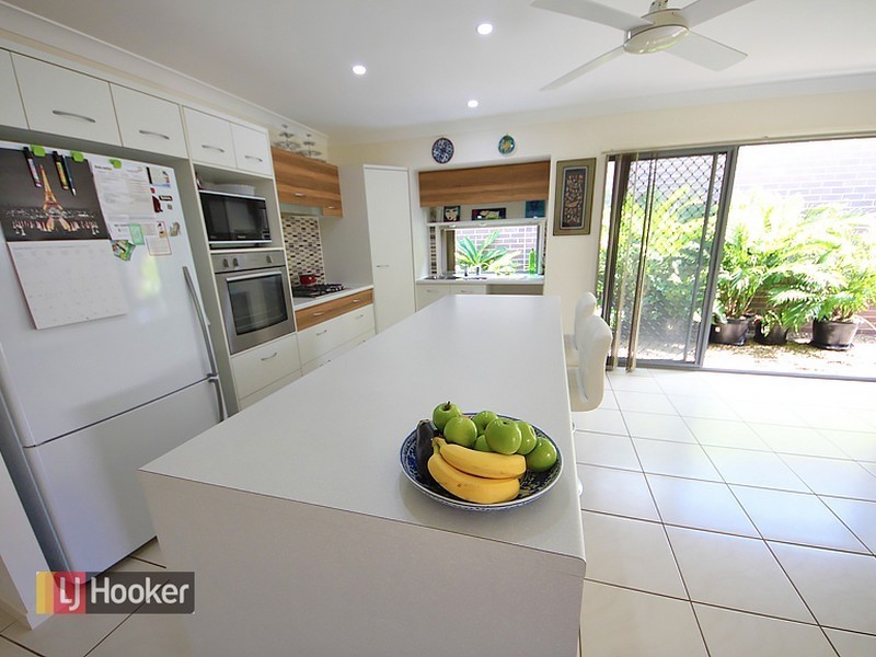 9 Jowarra Street, Kallangur QLD 4503