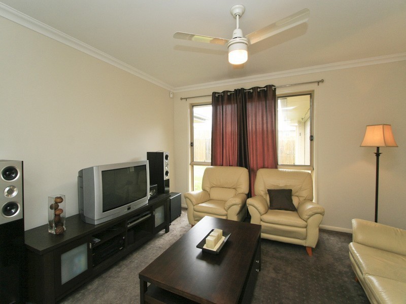 38 Baybreeze Crescent, Murrumba Downs QLD 4503