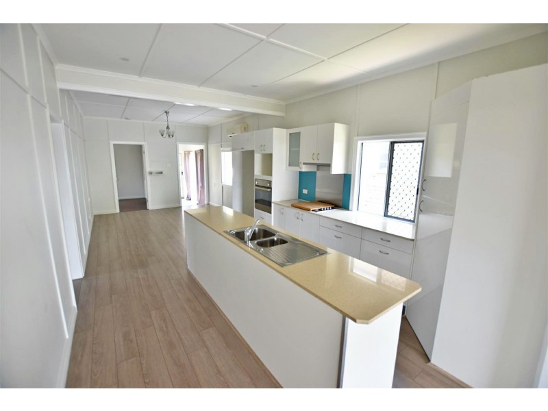 18 Bayview Road, Brighton QLD 4017