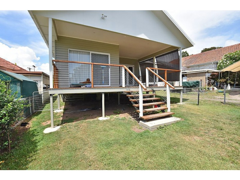 18 Bayview Road, Brighton QLD 4017