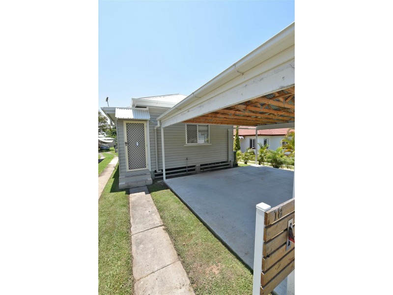 18 Bayview Road, Brighton QLD 4017
