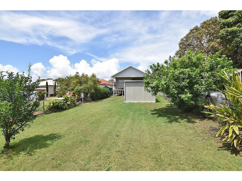 18 Bayview Road, Brighton QLD 4017