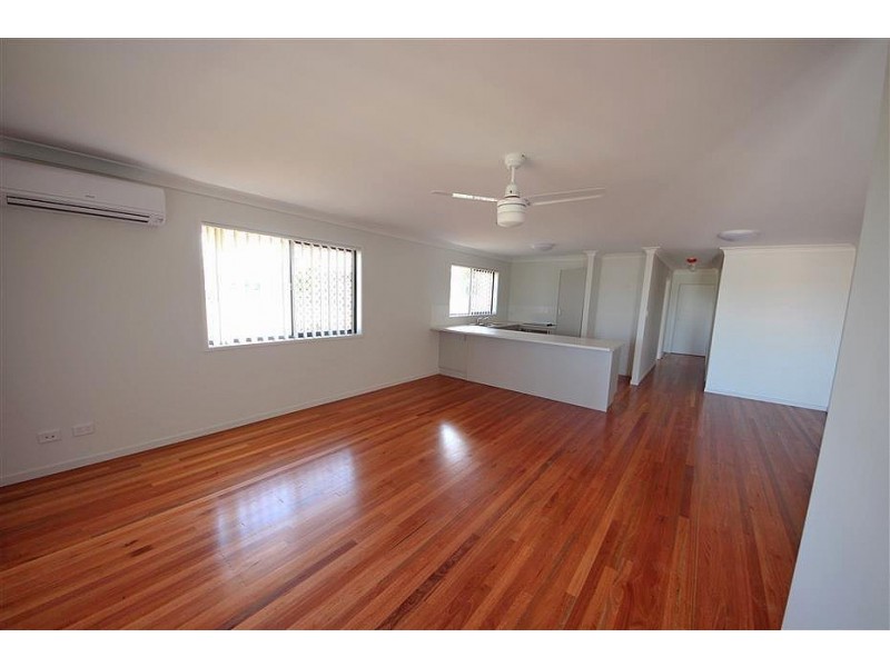 Unit 1/13 Blackbird Terrace, Kallangur QLD 4503