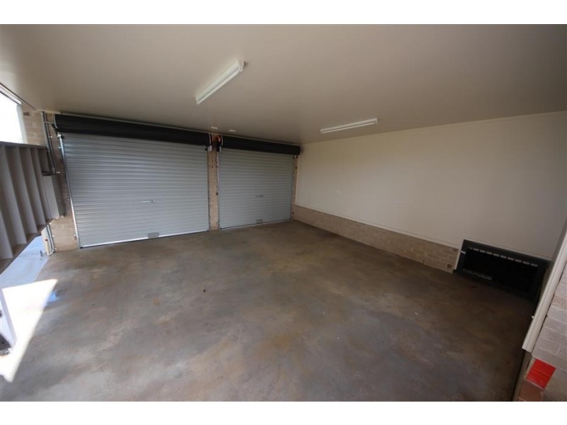 Unit 2/13 Blackbird Terrace, Kallangur QLD 4503