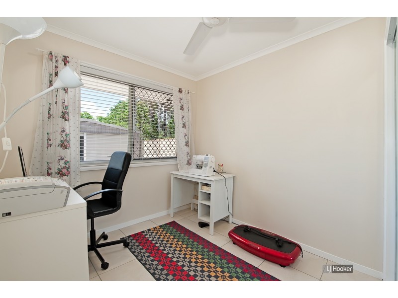 1305 Anzac Avenue, Kallangur QLD 4503