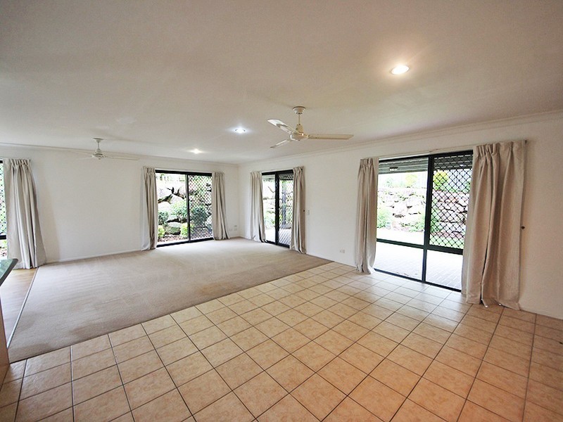 2 Evergreen Parade, Griffin QLD 4503