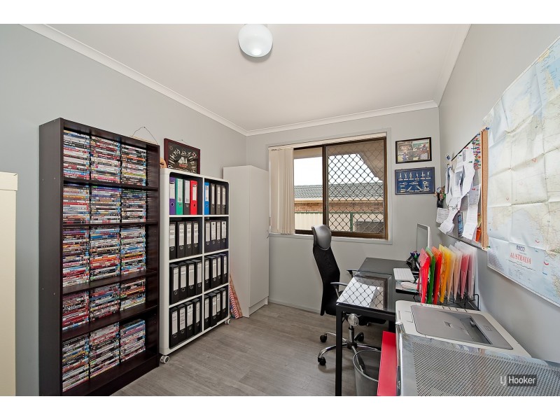 10 Streeton Court, Rothwell QLD 4022