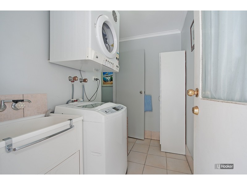 10 Streeton Court, Rothwell QLD 4022