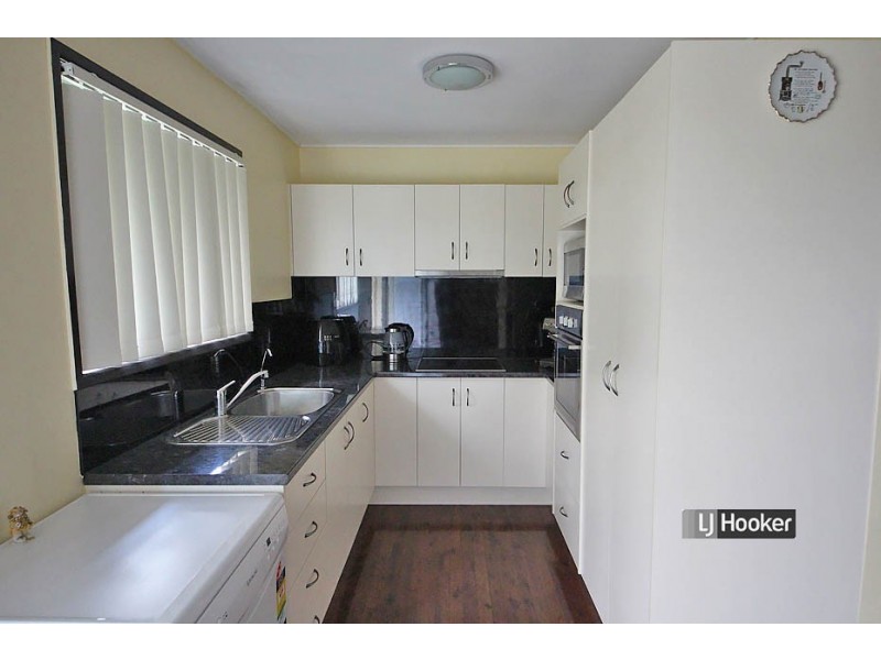 10 Lyndon Street, Kallangur QLD 4503