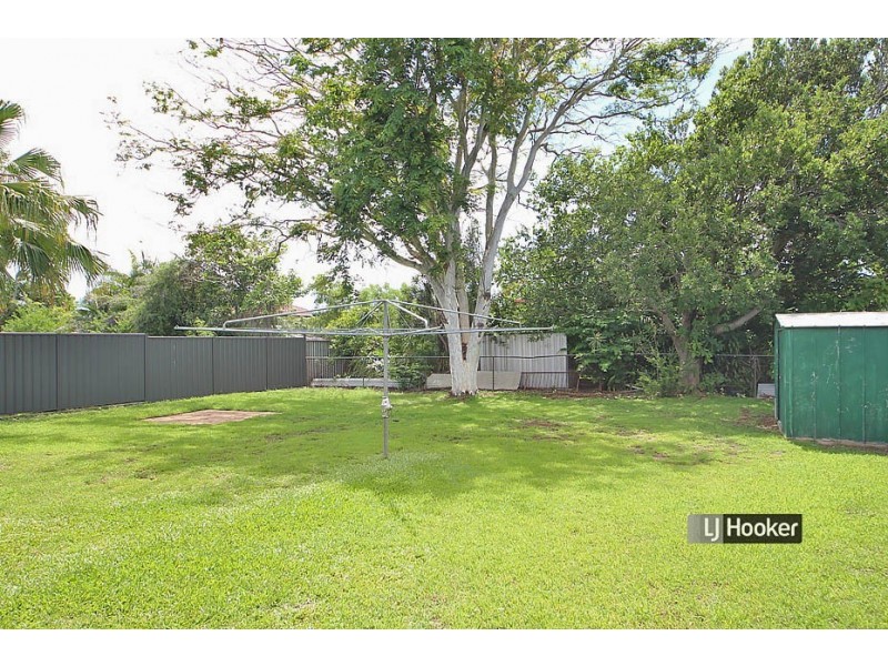 10 Lyndon Street, Kallangur QLD 4503