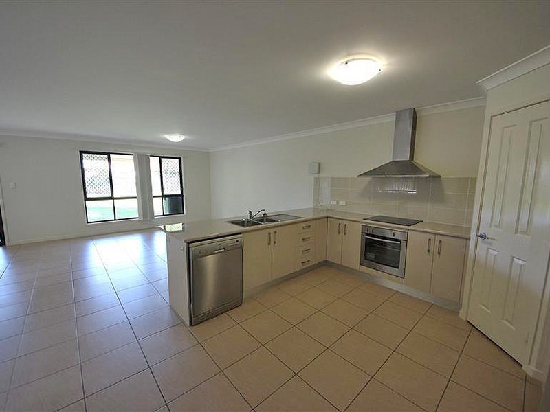 11A Mia Street, Kallangur QLD 4503