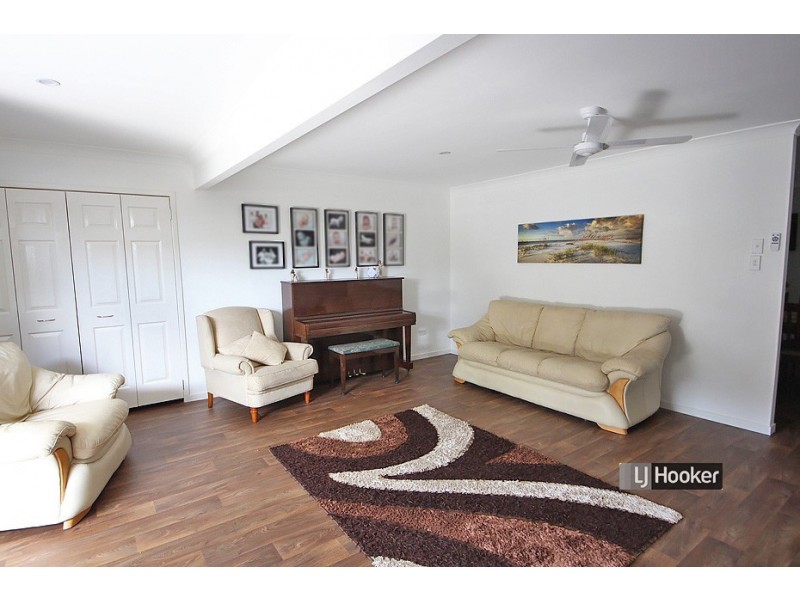 4 Campbell Street, Kallangur QLD 4503