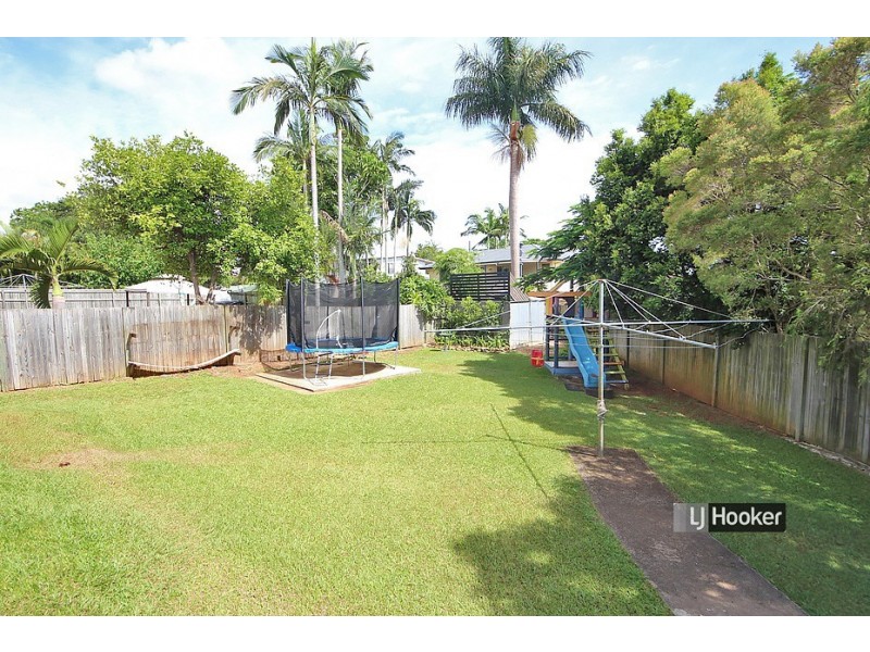 4 Campbell Street, Kallangur QLD 4503