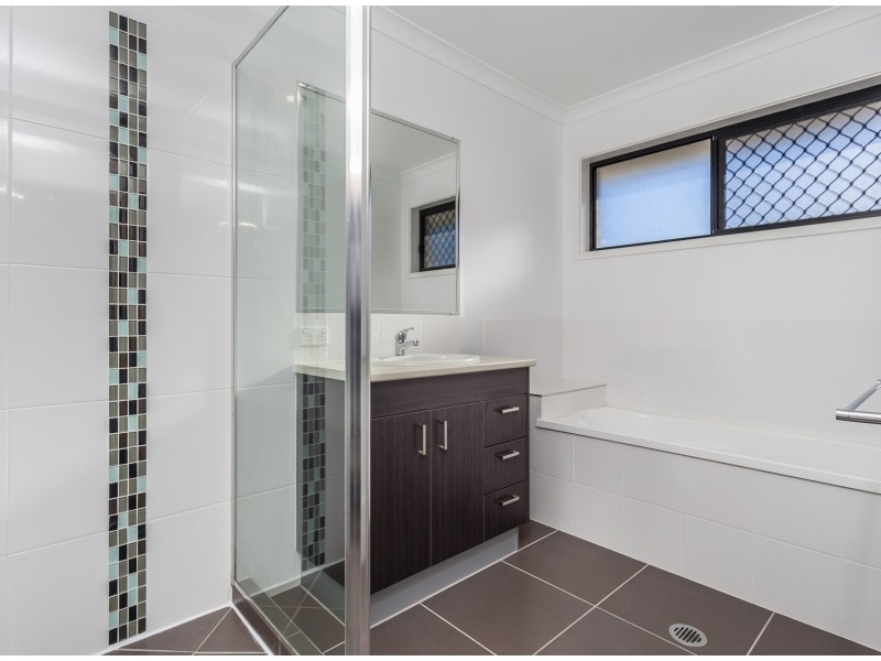 21 Montree Circuit, Kallangur QLD 4503