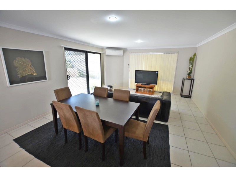 9 Dotterel Crescent, North Lakes QLD 4509