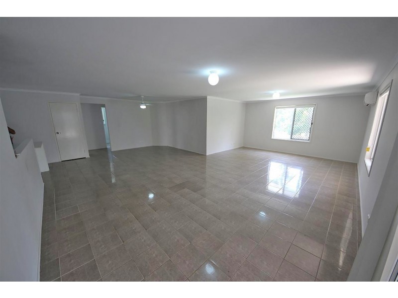 11 Timbarra Court, Petrie QLD 4502