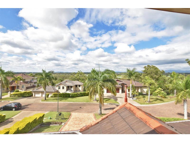 6 Lough Court, Murrumba Downs QLD 4503