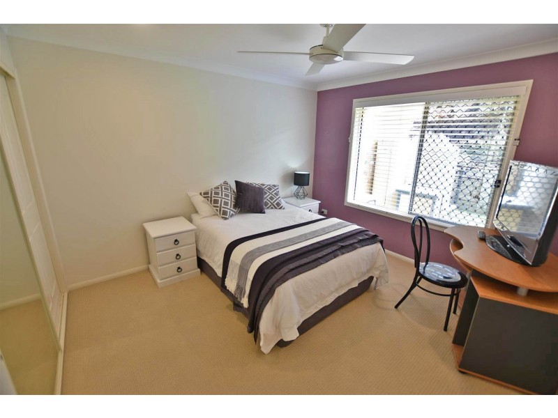 6 Lough Court, Murrumba Downs QLD 4503
