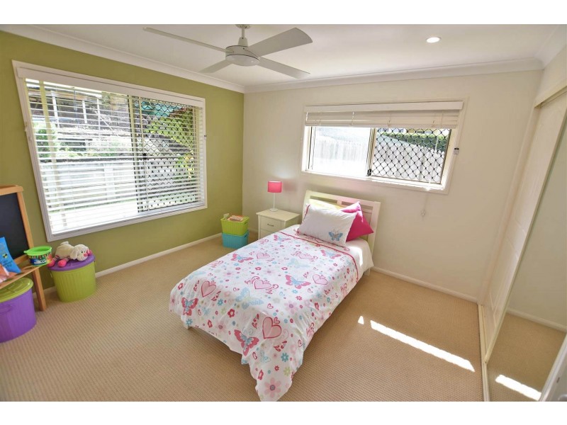 6 Lough Court, Murrumba Downs QLD 4503