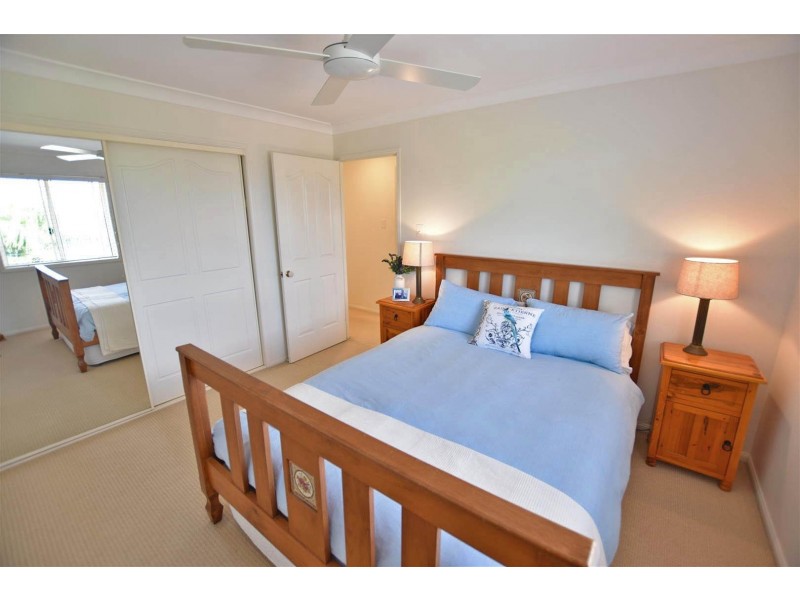 6 Lough Court, Murrumba Downs QLD 4503