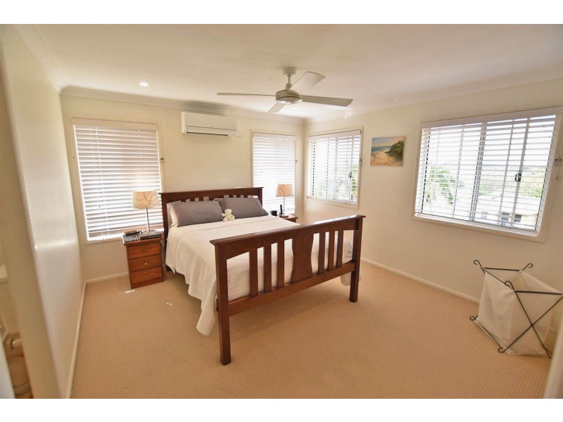 6 Lough Court, Murrumba Downs QLD 4503