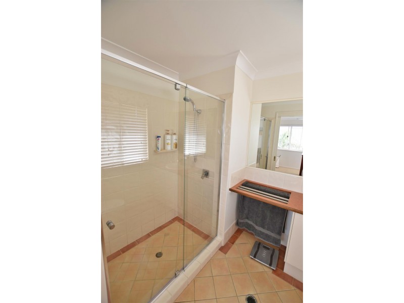 6 Lough Court, Murrumba Downs QLD 4503