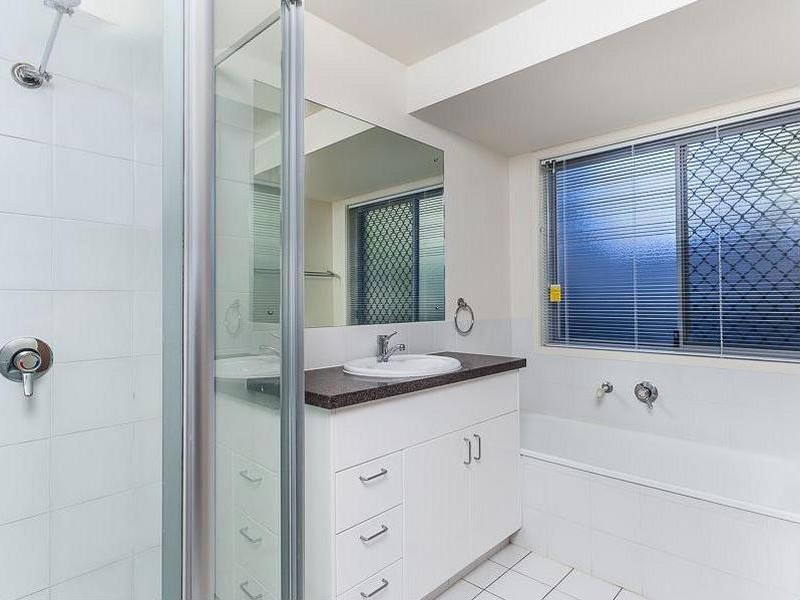 16 Waranga Court, Murrumba Downs QLD 4503