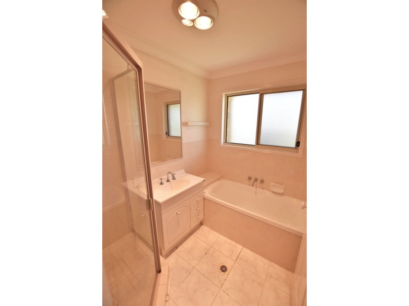 23 Faraday Court, Kallangur QLD 4503