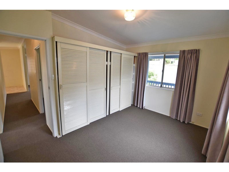 6 Wattle Street, Kallangur QLD 4503