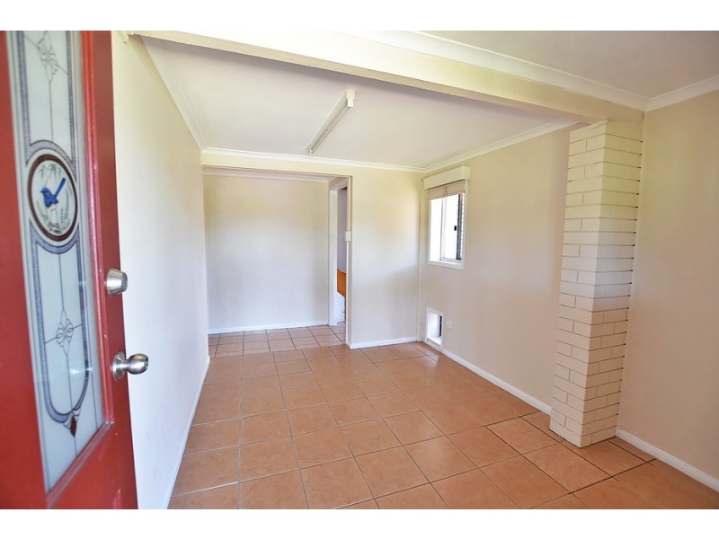 13 Wattle Street, Kallangur QLD 4503