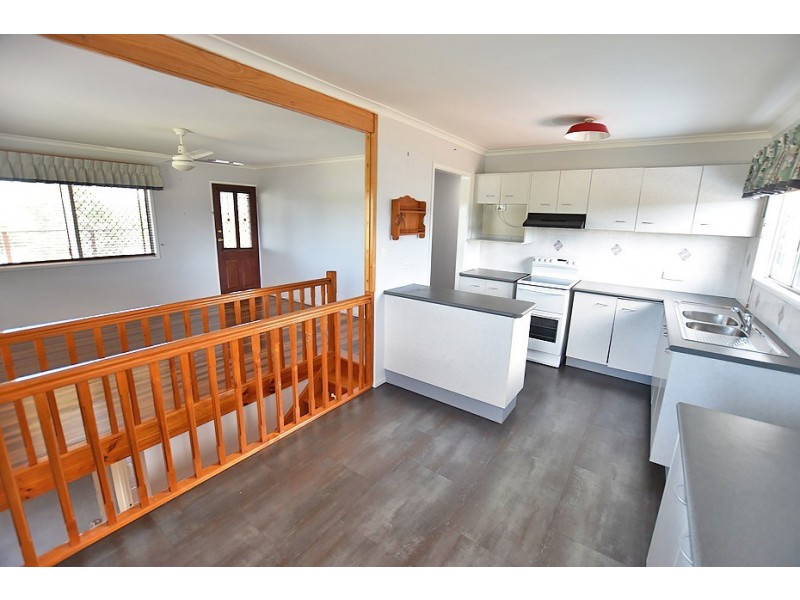 13 Wattle Street, Kallangur QLD 4503