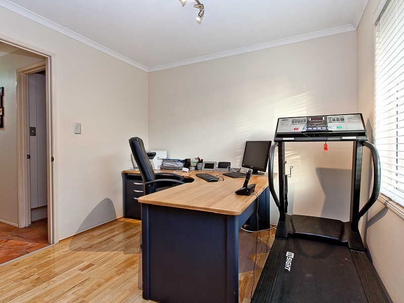 41 Castle Hill Drive, Murrumba Downs QLD 4503