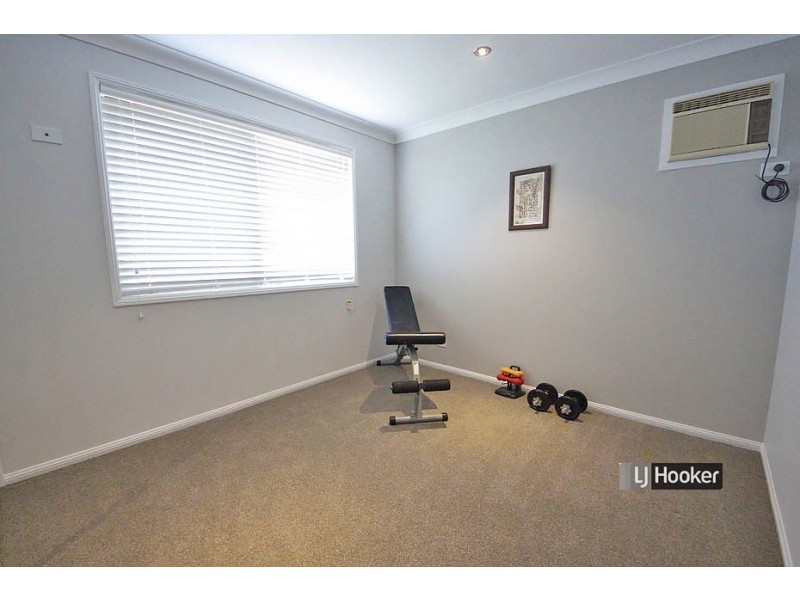 16 Vibrant Court, Dakabin QLD 4503